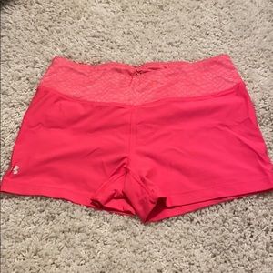 Women’s Under Armour Shorts - small